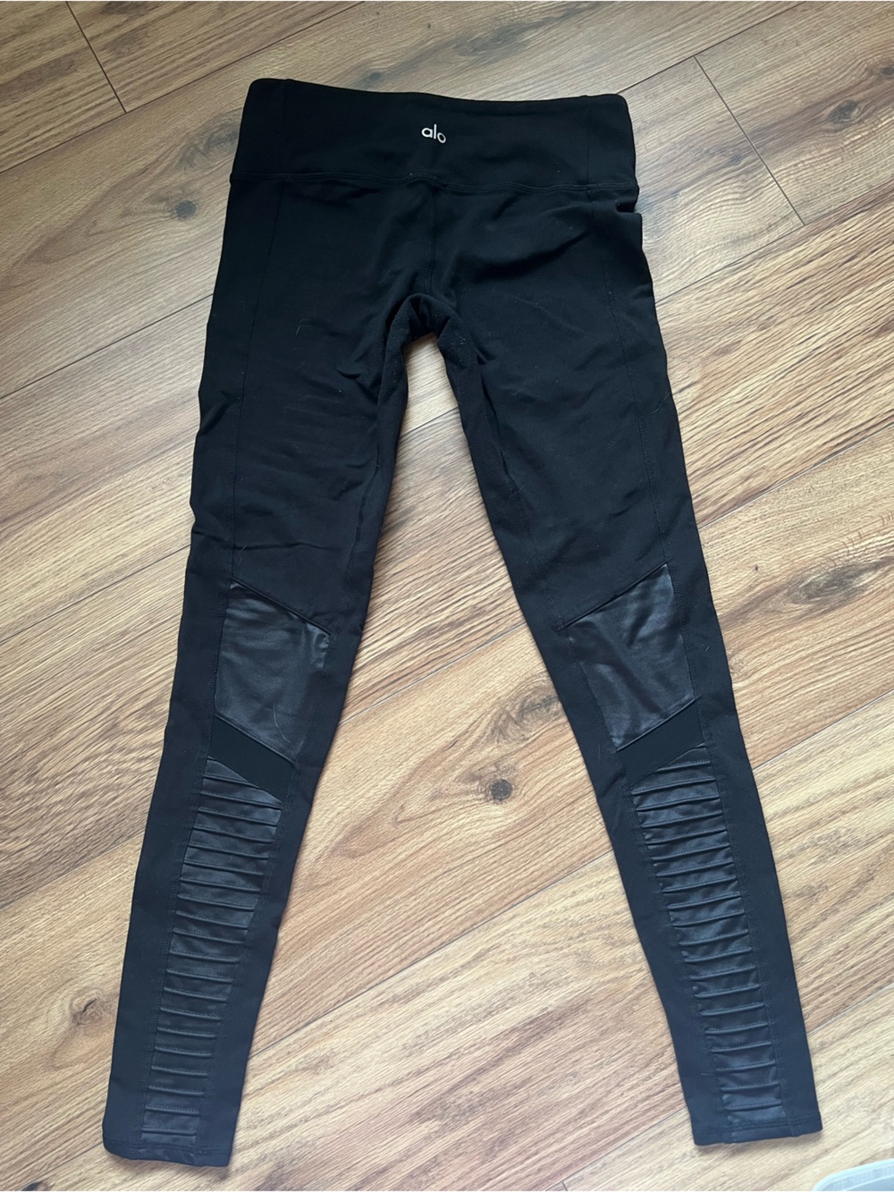 Alo Yoga High-Waist Moto Leggings Black Size Small Mixed Media